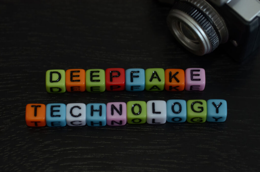 il nuovo reato contro i deepfake