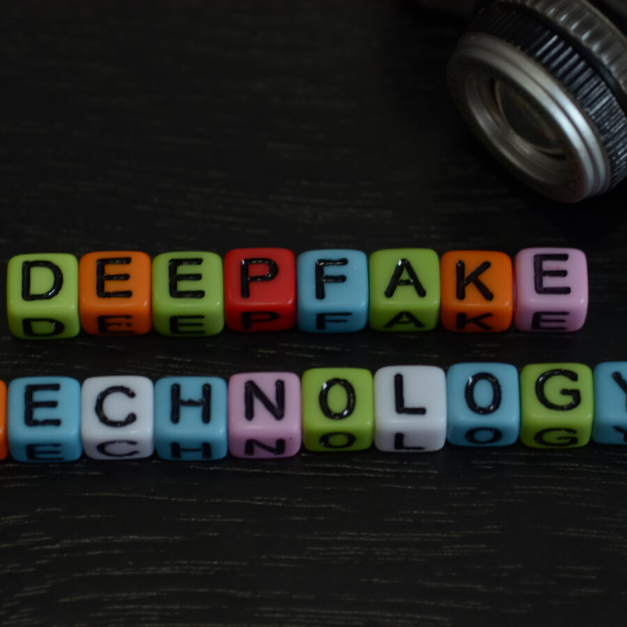 il nuovo reato contro i deepfake